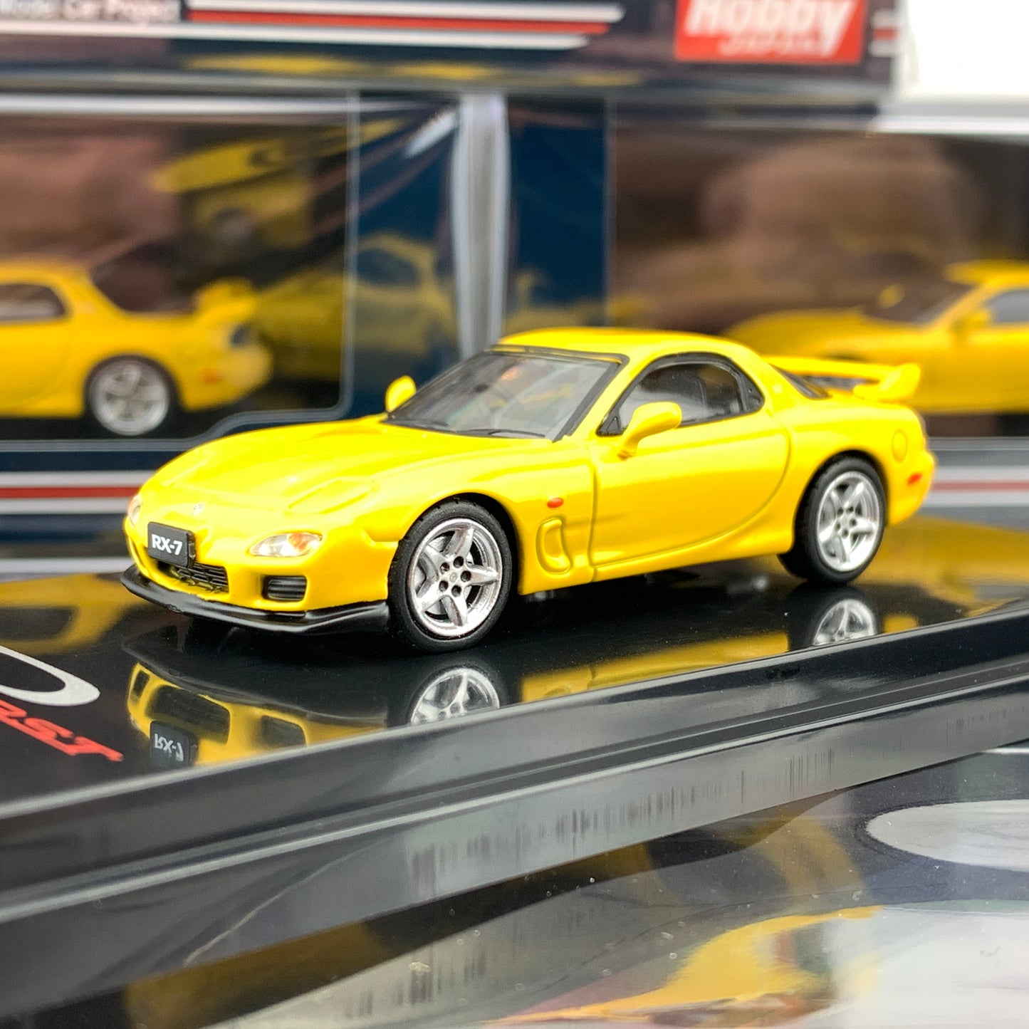 HOBBY JAPAN 1/64 Mazda RX7 FD3S Type R Bathurst R Sunburst Yellow HJ641007BY