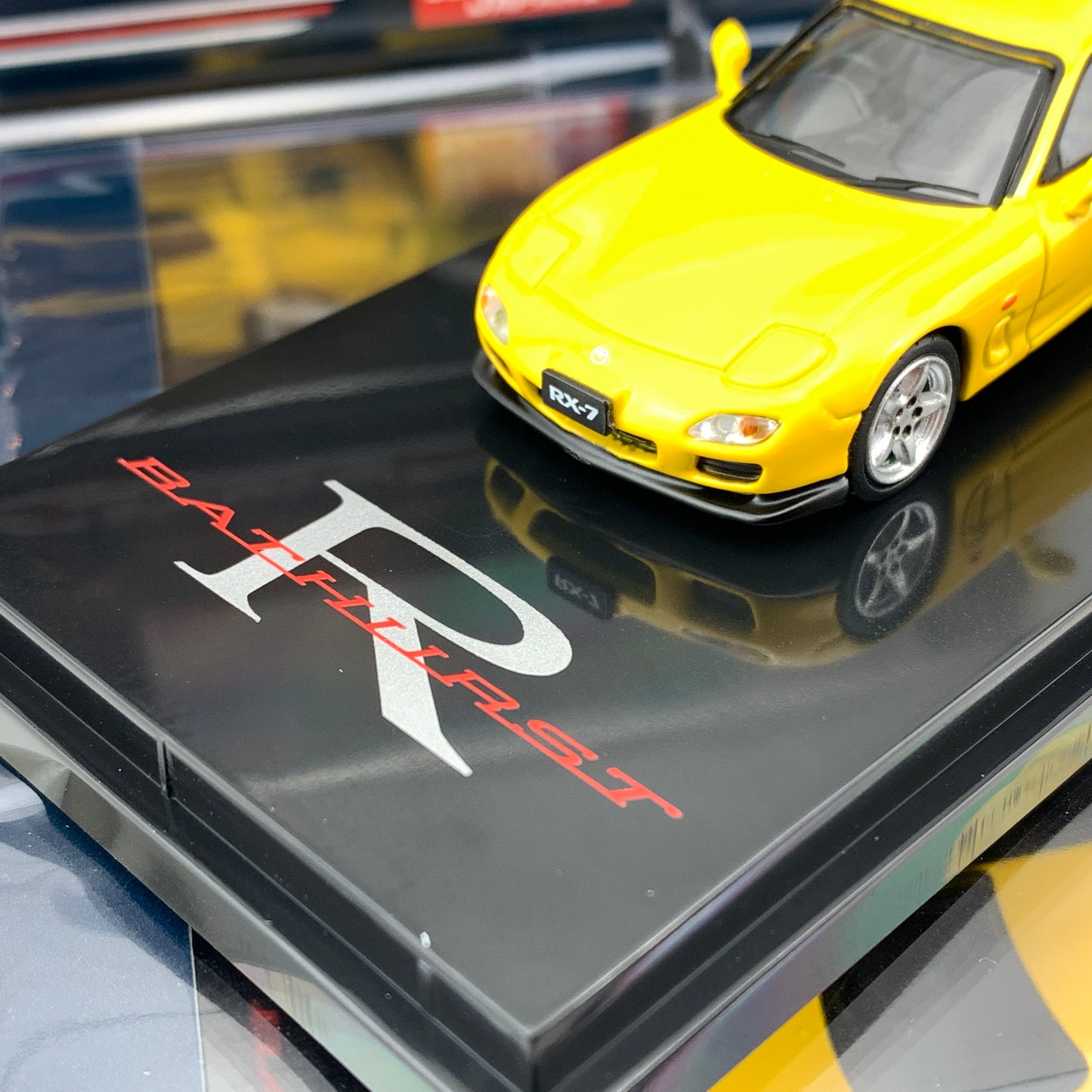 HOBBY JAPAN 1/64 Mazda RX7 FD3S Type R Bathurst R Sunburst Yellow HJ641007BY