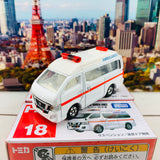 Tomica 18 Nissan NV350 Caravan Ambulance