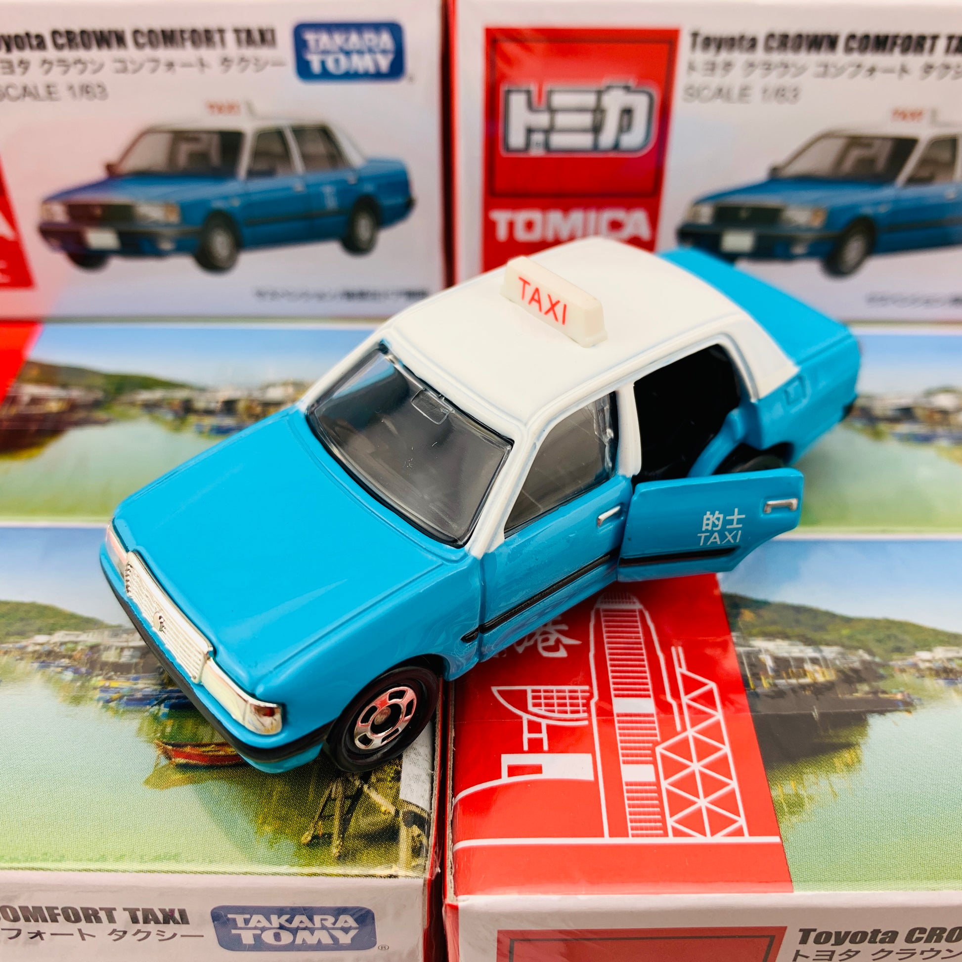 Tomica Toyota Crown Comfort Taxi BLUE (Lantau Island) 香港的士