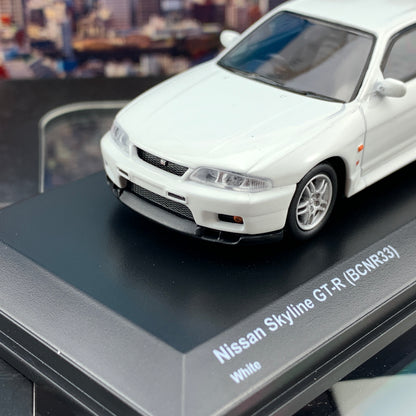 KYOSHO 1/64 Nissan Skyline GTR R33 White KS07047A5