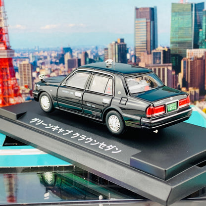 GULLIVER64 1/64 Green Cab Crown Sedan Black Taxi 64024