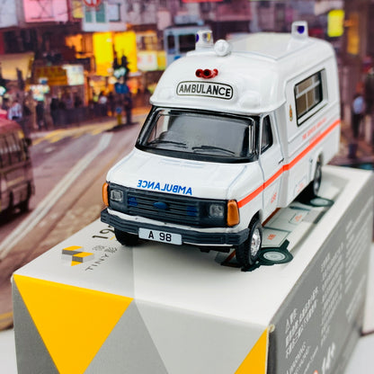Tiny 微影 19 Ford 1980's Ambulance (A98) 大頭福救護車 ATC64953