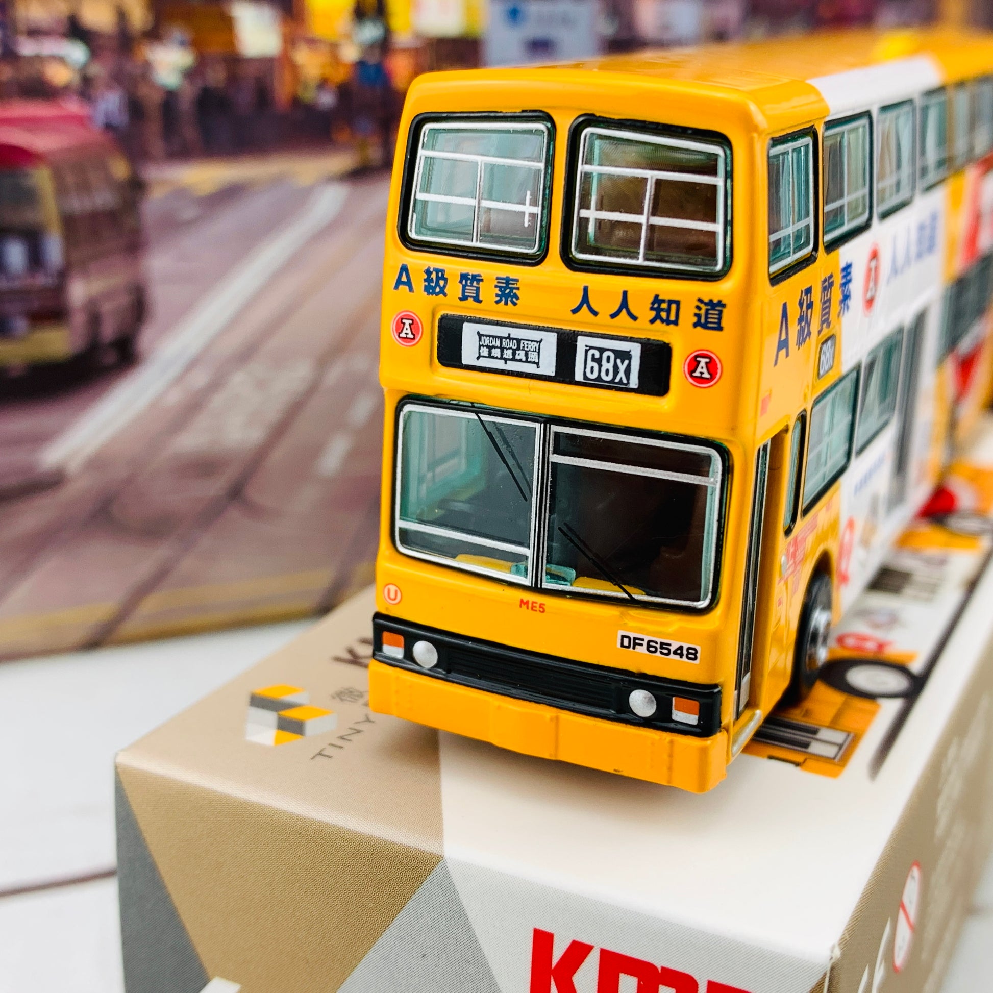 Tiny 微影 64 KMB O305 Red A (紅A黃白) (68X Jordan Road Ferry 佐敦道碼頭) KMB2020081