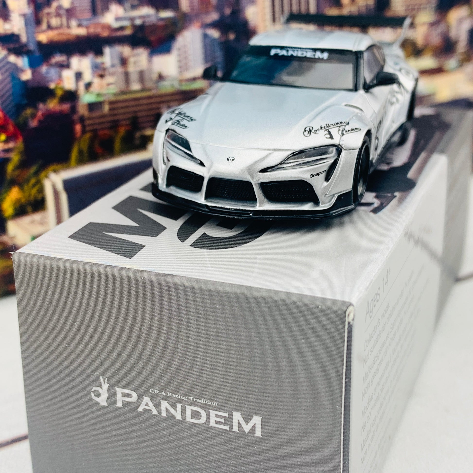 MINI GT 1/64 Pandem Toyota GR Supra V1.0 Silver RHD MGT00175-R
