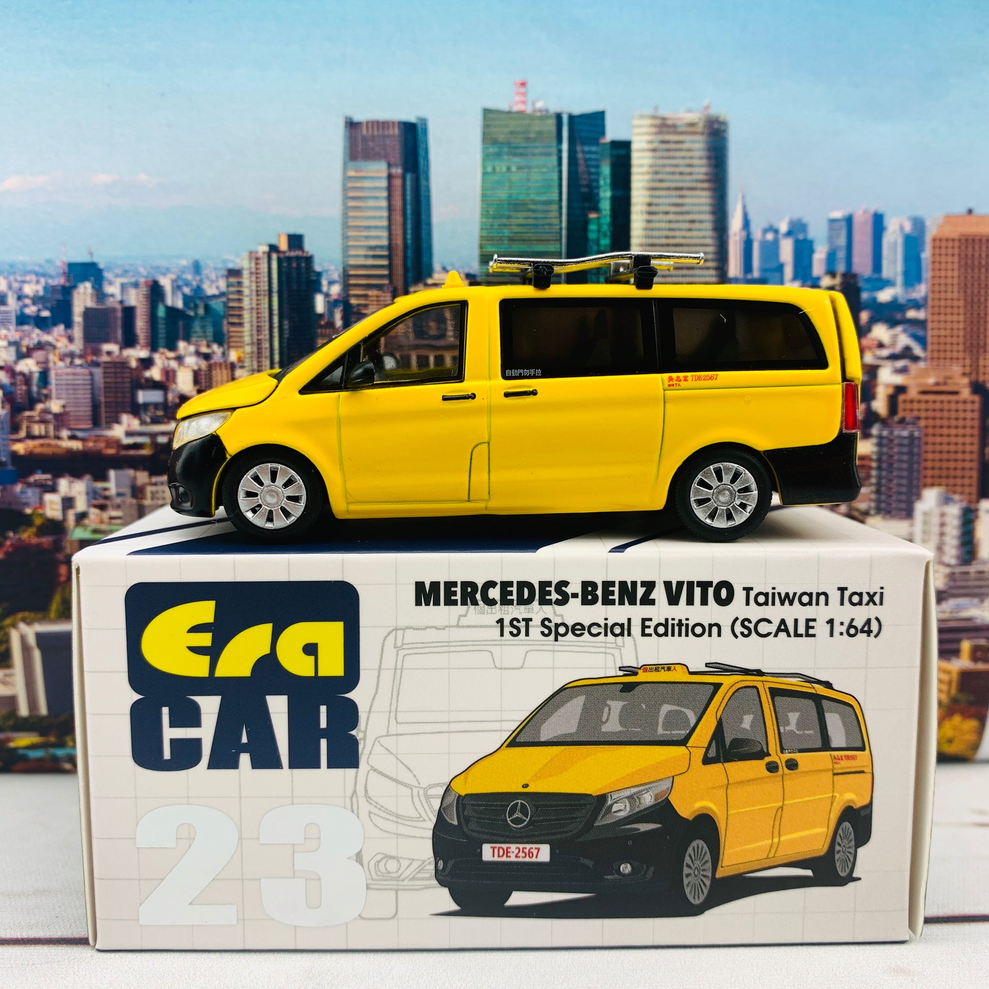 ERA CAR 23 1/64 Mercedes Benz Vito Taiwan Taxi 1ST Special Edition MB20VITRN17