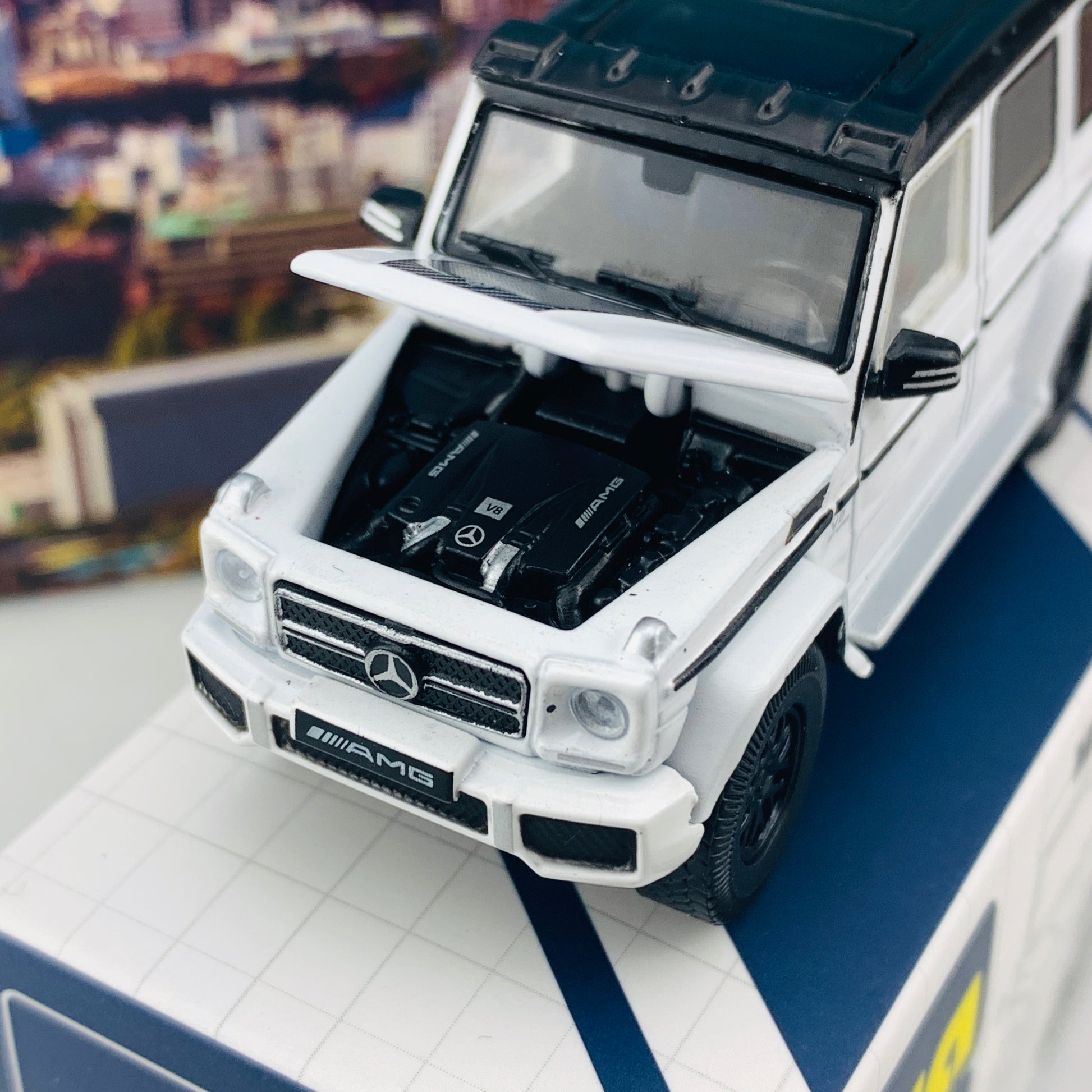 ERA CAR 24 1/64 Mercedes Benz AMG G63 1ST Special Edition White MB204X4RF24