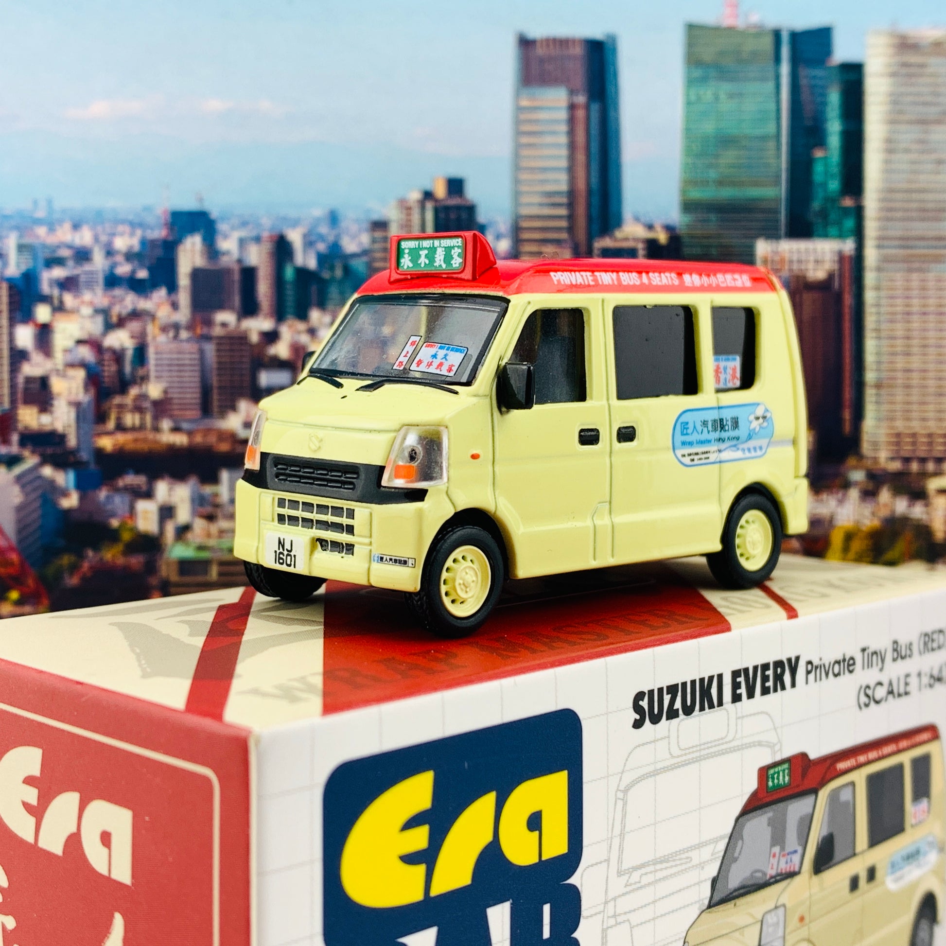 ERA CAR 1/64 Suzuki Every Private Tiny Bus (Red) SU19EVESP09
