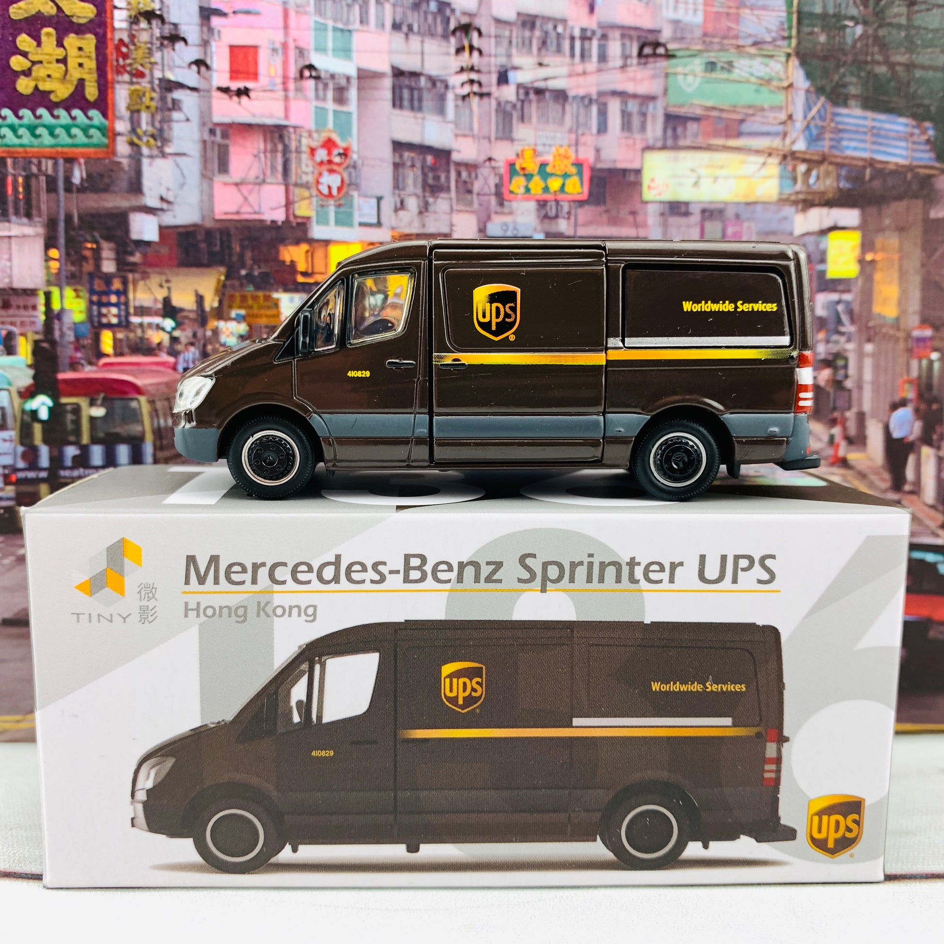 Tiny 微影 136 Mercedes-Benz Sprinter UPS ATC64370