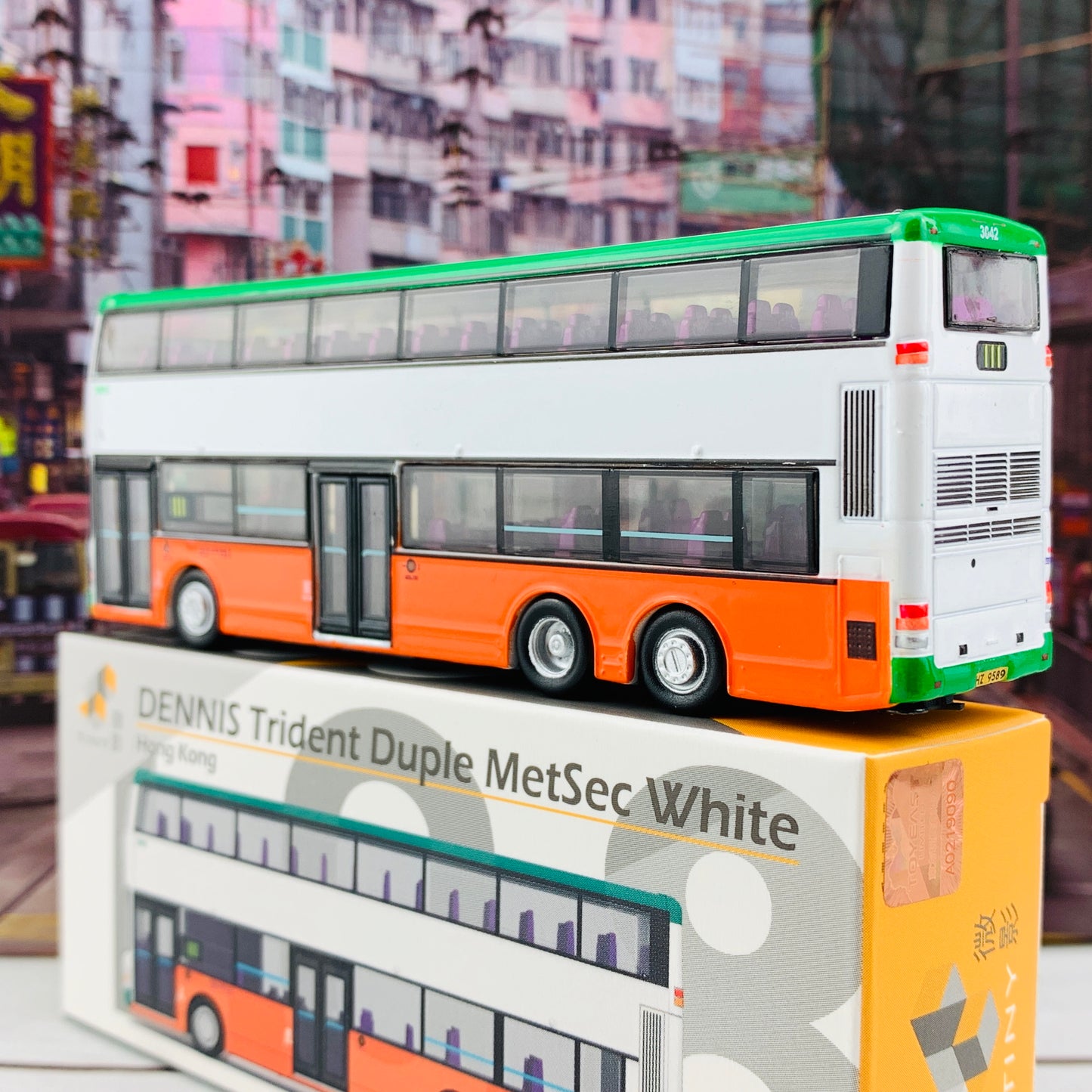 Tiny 微影 L08 DENNIS Trident Duple MetSec White (Ping Shek 坪石 111) ATC64719