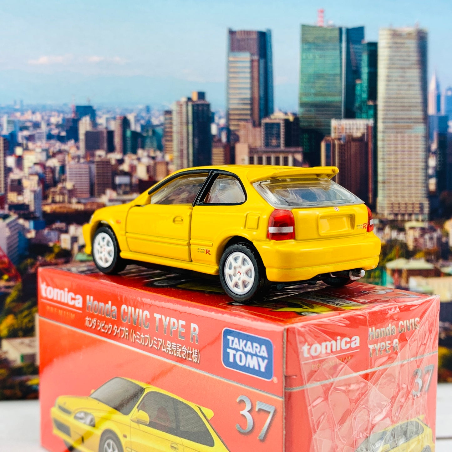 Tomica Premium 37 Honda Civic Type R YELLOW (Tomica Premium Anniversary Version) 