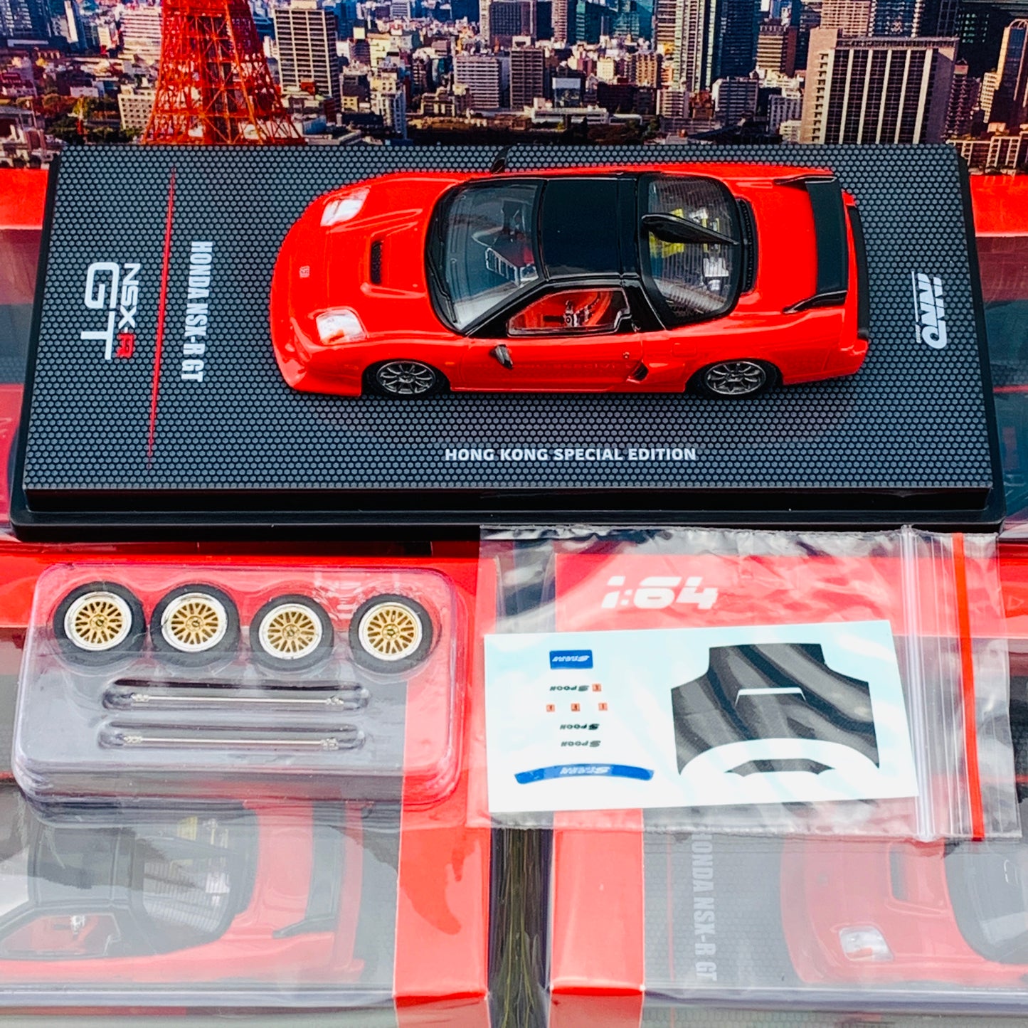 INNO64 HONDA NSX-R GT Hong Kong Special Edition RED with Extra Wheels IN64-NSXRGT-RED