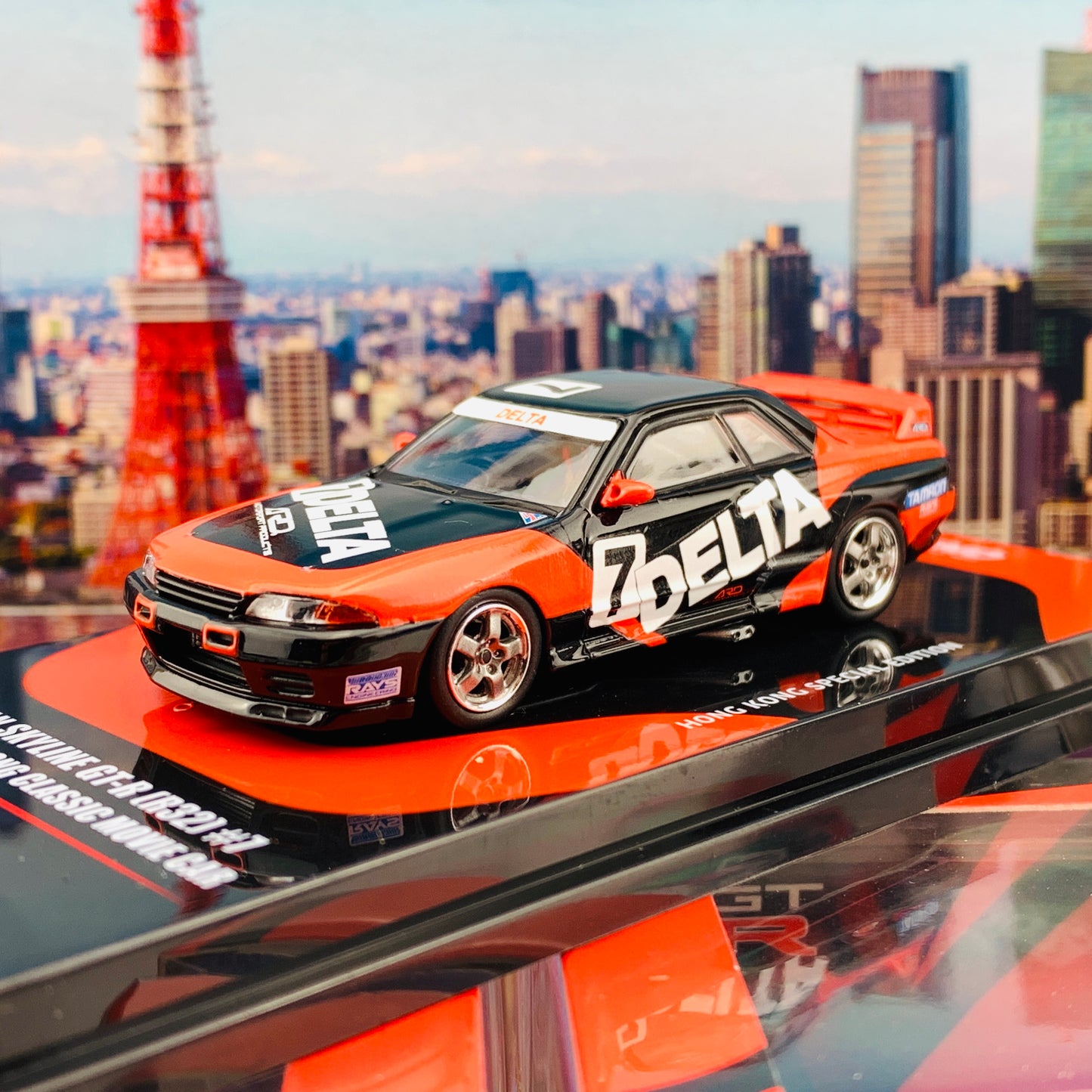INNO64 Nissan Skyline GTR R32 # "DELTA" Hong Kong Classic Movie Car - Hong Kong Special Edition IN64-R32-DELTA