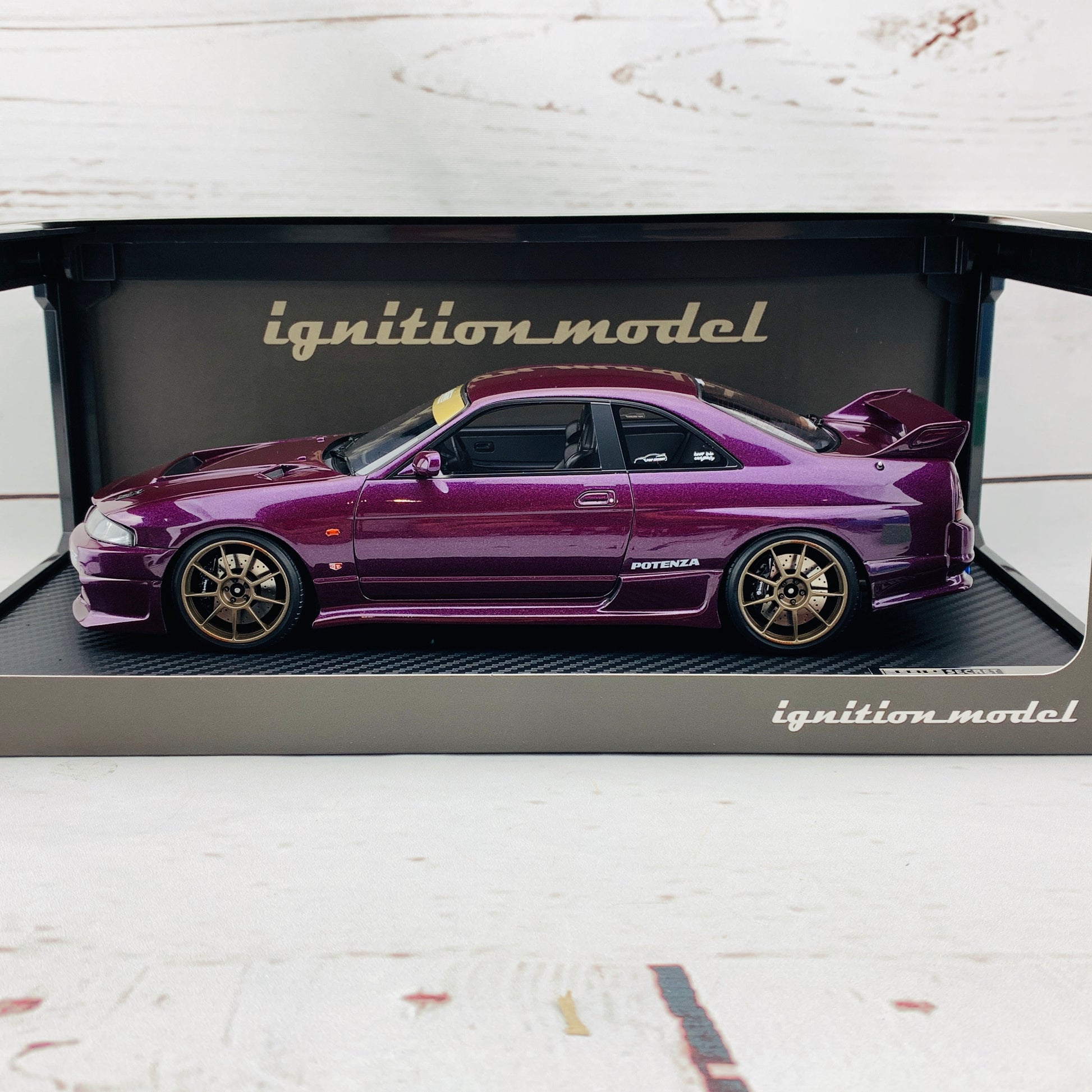 Ignition Model 1/18 TOP SECRET GTR (BCNR33) Midnight Purple IG1927