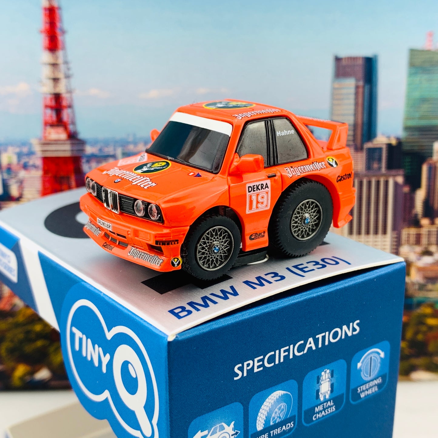 Tiny Q Pro-Series 04 - BMW M3 E30 DTM #19 TinyQ-04-S5