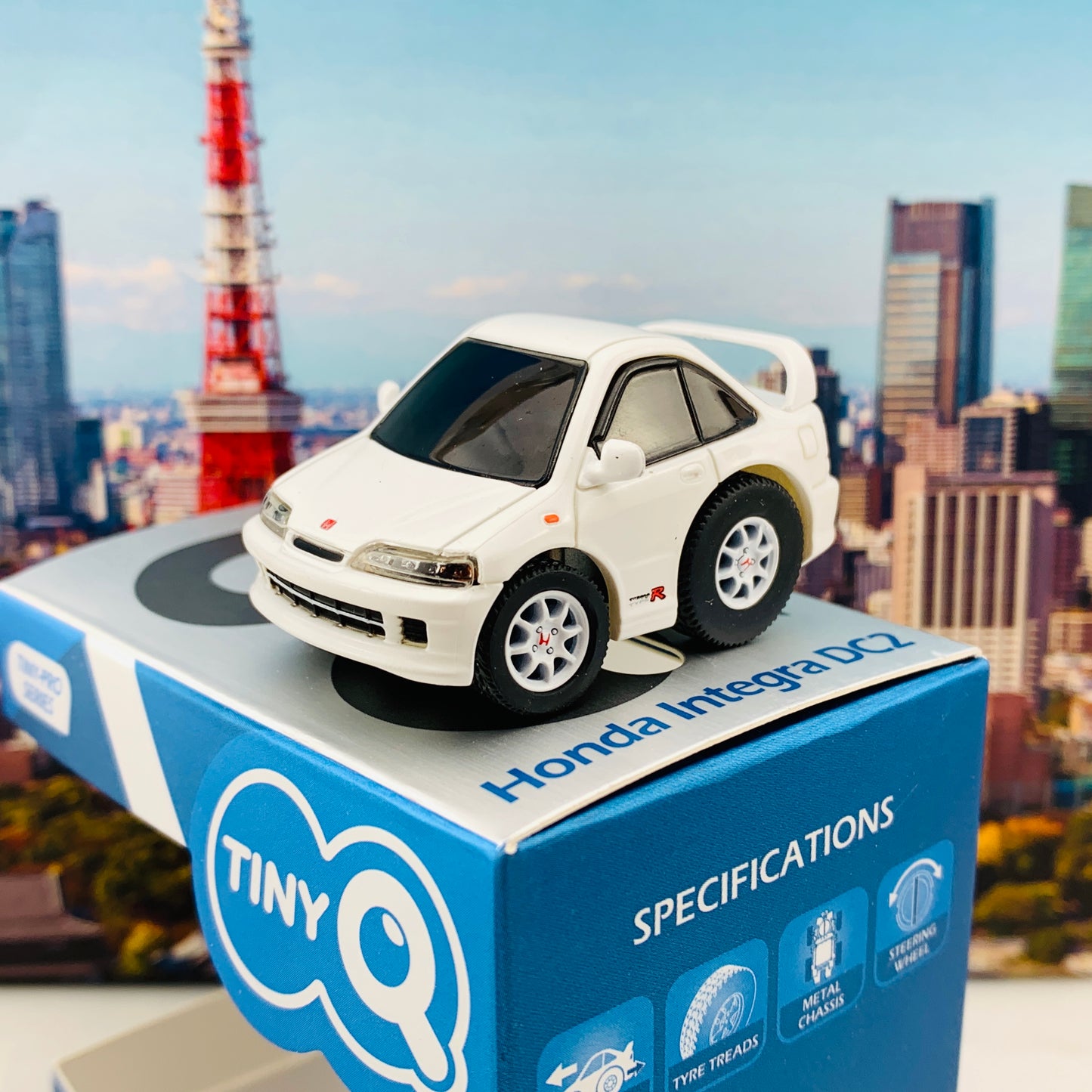 TINY Q Pro-Series 06 - Honda Integra DC2 (White) TinyQ-06c