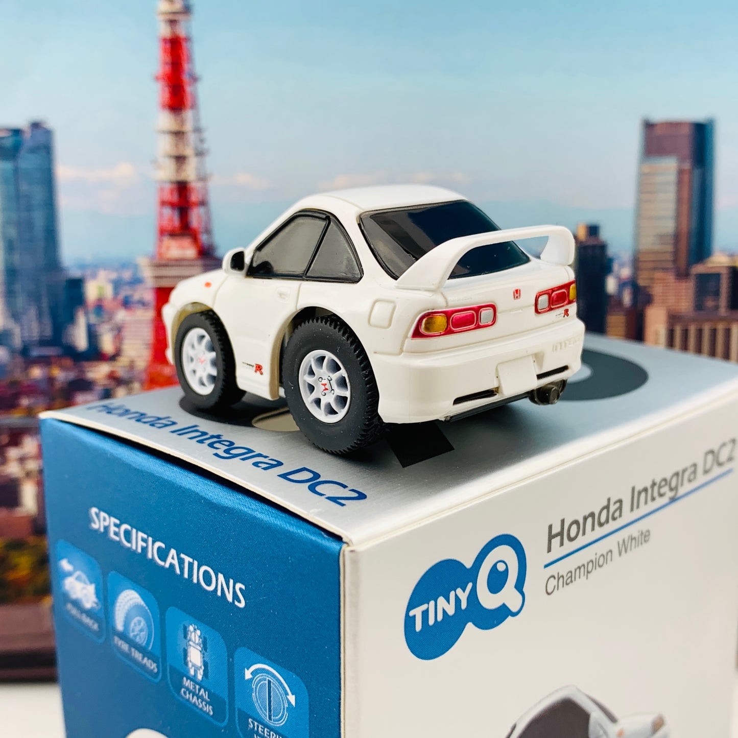 TINY Q Pro-Series 06 - Honda Integra DC2 (White) TinyQ-06c