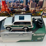 BM Creations JUNIOR 1/64 Mitsubishi Pajero Super Exceed Silver with Green Strip RHD 64B0019