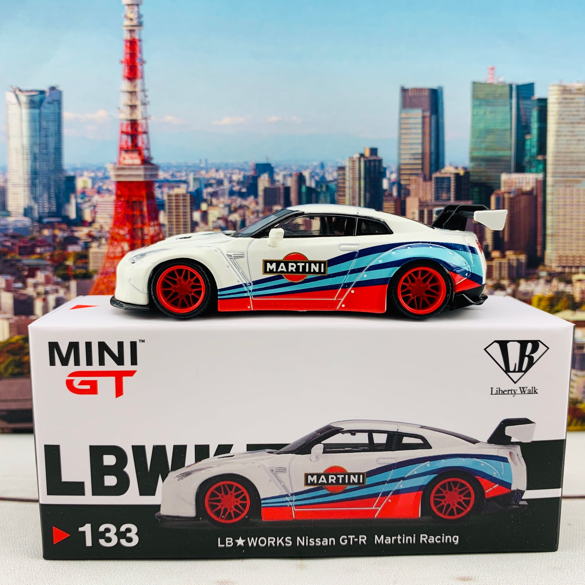 MINI GT 1/64 LB WORKS Nissan GTR R35 Type 1 Rear Wing Version 1, Martini Racing RHD MGT00133-R
