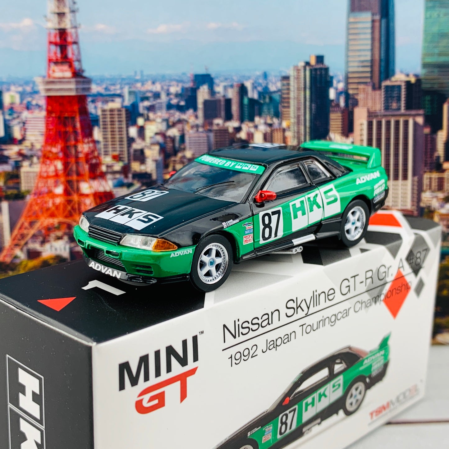 MINI GT 1/64 Nissan GT-R R32 Gr. A #87  HKS 1992 Group A. RHD MGT00102-R