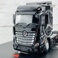 MINI GT 1/64 Mercedes-Benz Actros  Black w/ Silver Mercedes Logo LHD MGT00138-L 