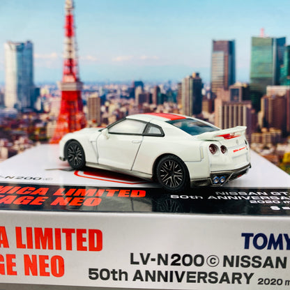 Tomytec Tomica Limited Vintage Neo 1/64 Nissan GTR 50th ANNIVERSARY WHITE LV-N200c