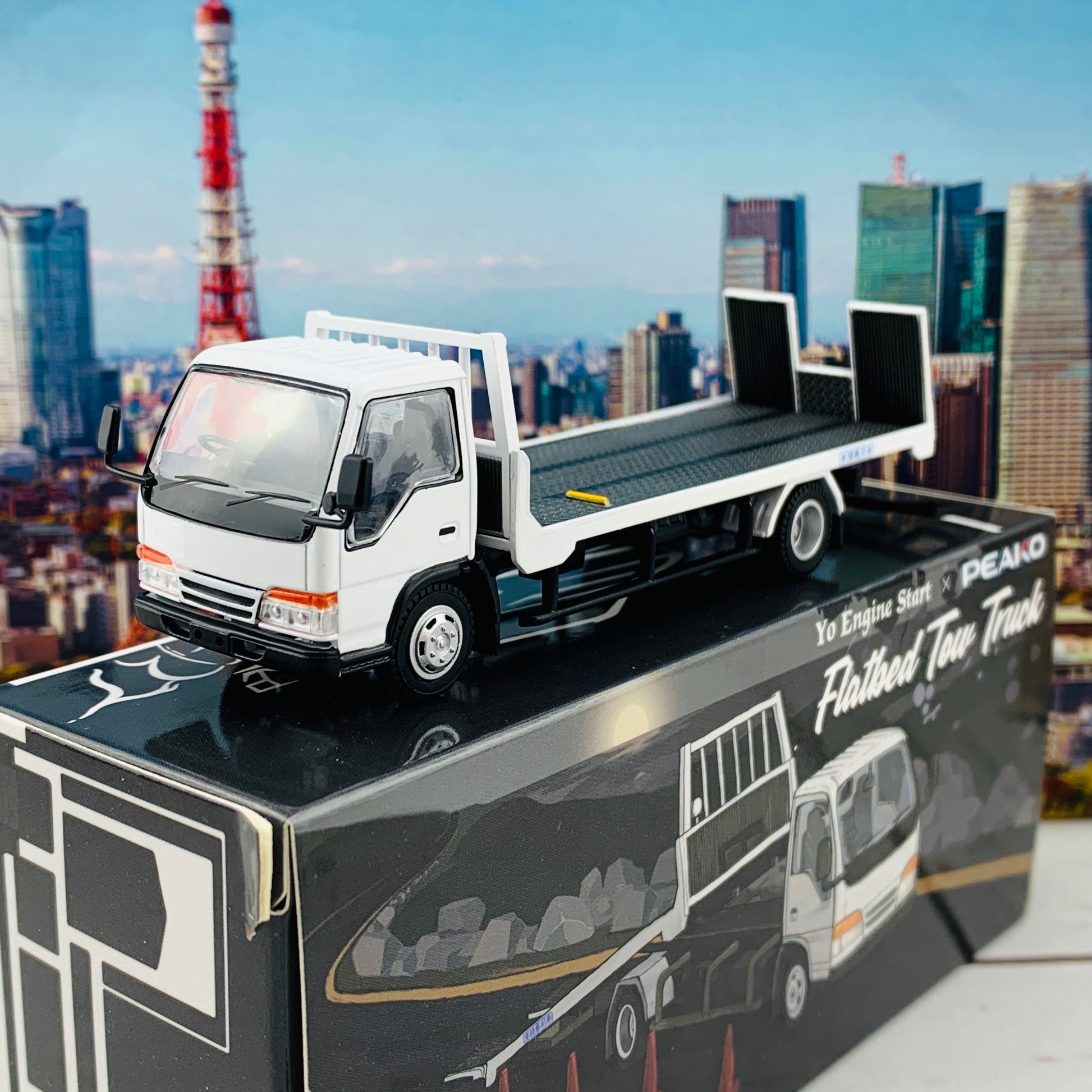 PEAKO 1/64 Y.E.S. Flatbed Tow Truck 63502