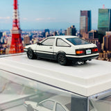 HOBBY JAPAN 1/64 Toyota Sprinter Trueno GT Apex AE86 Customized Version with Carbon Bonnet & Opened Headlight White/Black HJ641008LCWK