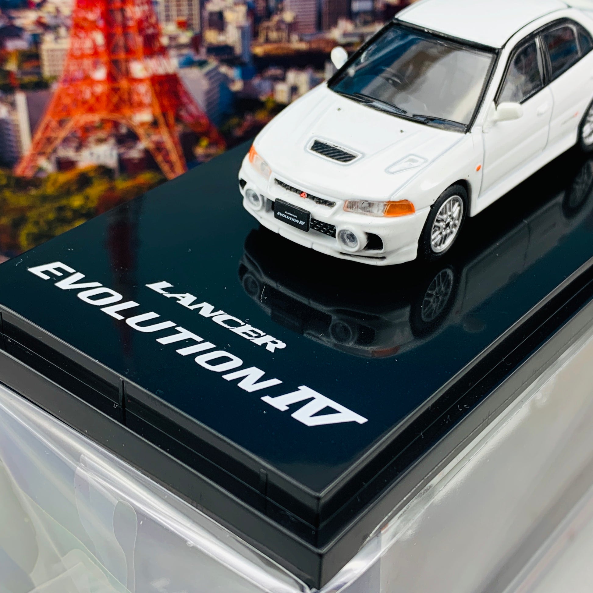 HOBBY JAPAN 1/64 Mitsubishi Lancer GSR Evolution IV CN9A Scortia White HJ641011W