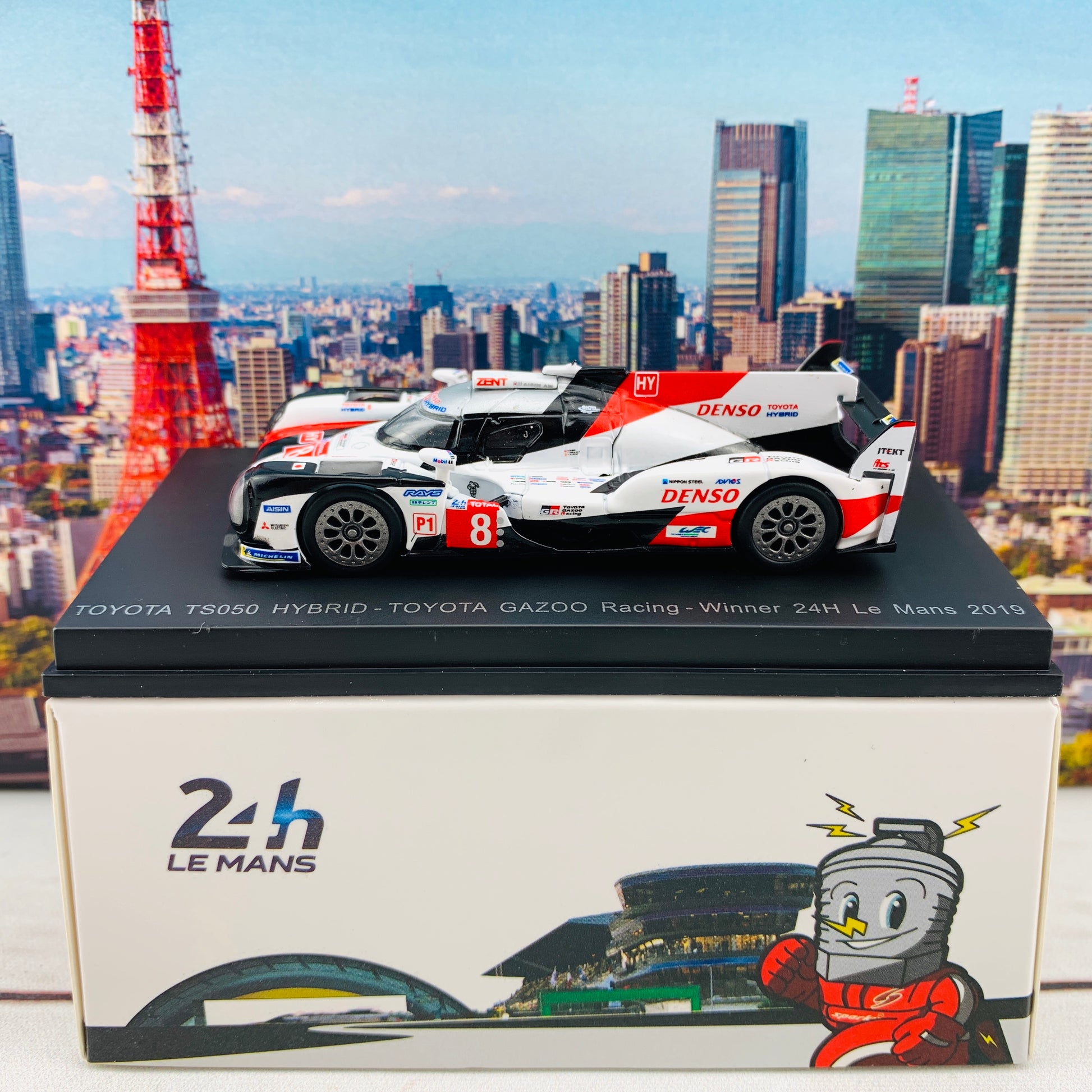 Sparky 1/64 TOYOTA TS050 HYBRID No.8 TOYOTA GAZOO Racing Winner 24H Le Mans 2019 S. Buemi - K. Nakajima - F. Alonso Y139