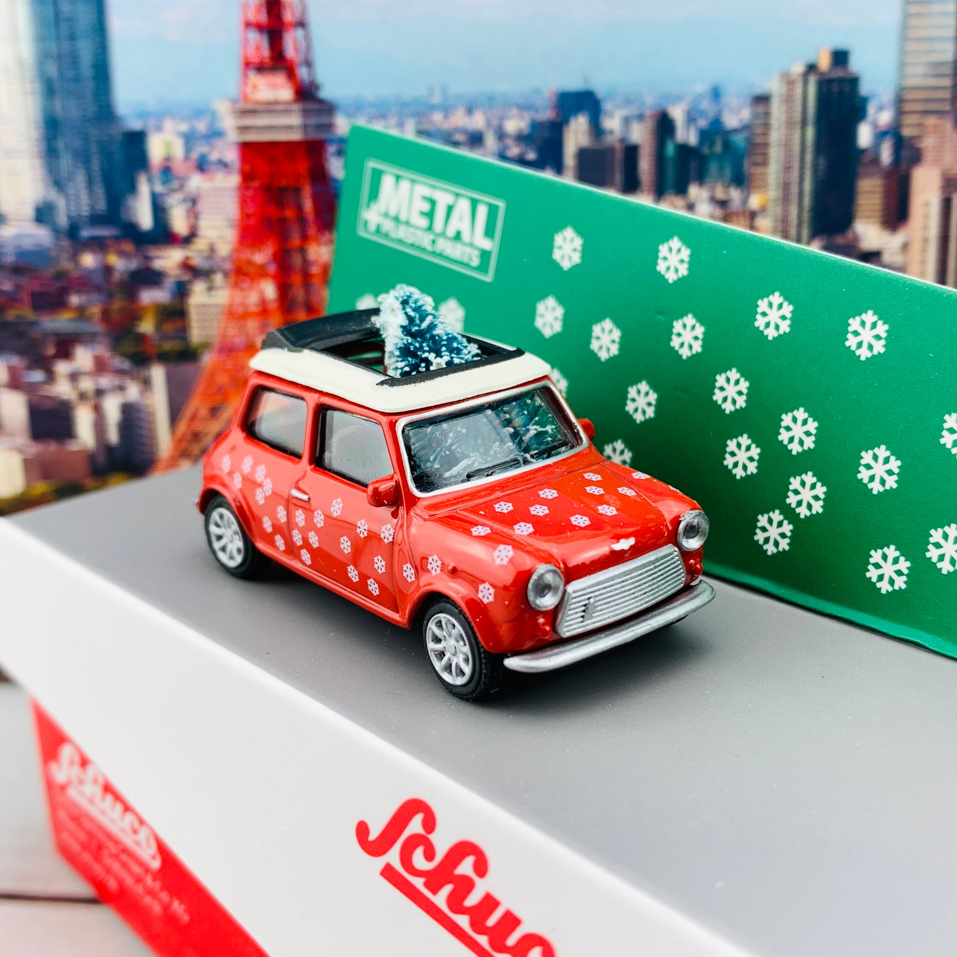 Schuco 1/64 Mini Cooper Christmas Edition (Hong Kong Limited Edition) 452019600