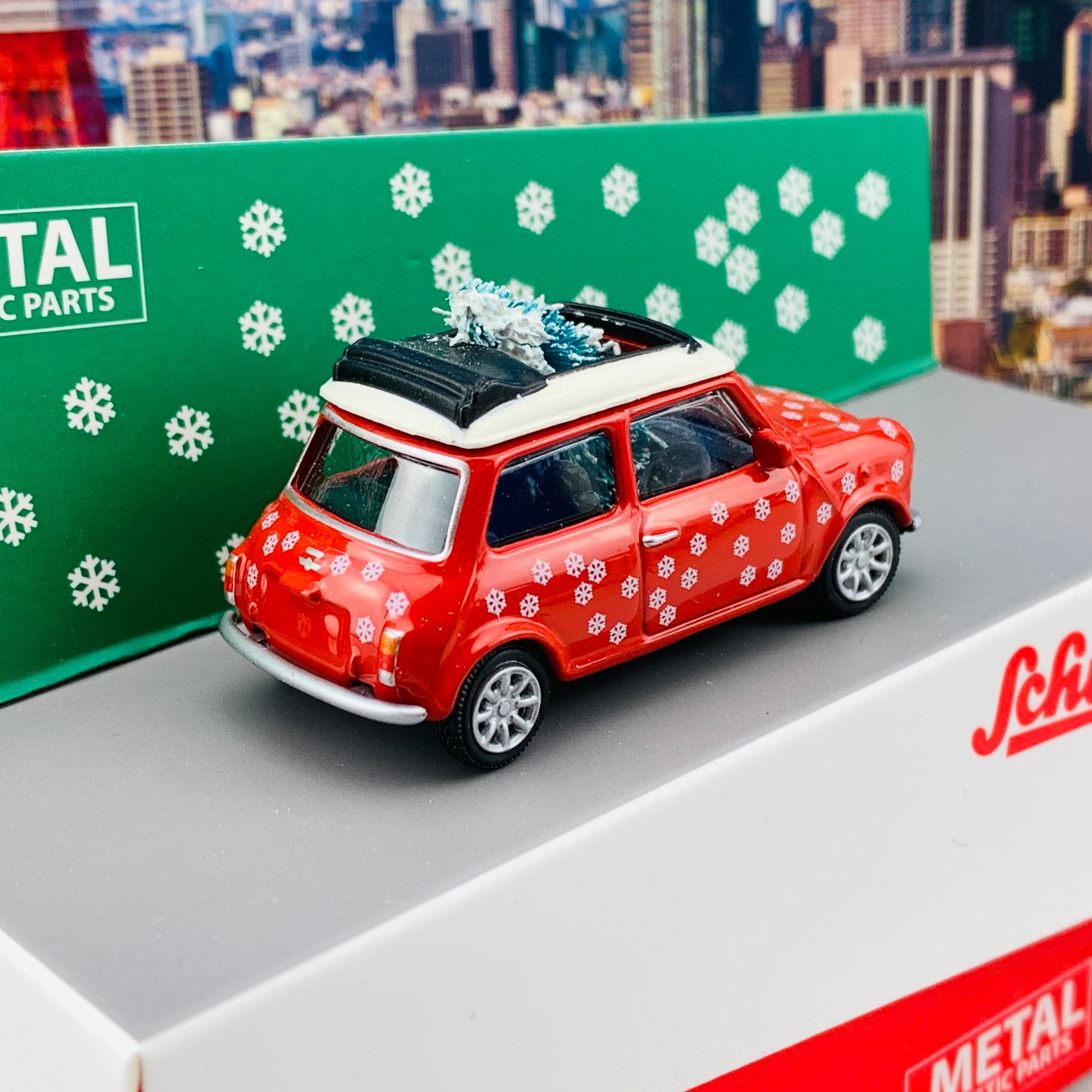 Schuco 1/64 Mini Cooper Christmas Edition (Hong Kong Limited Edition) 452019600