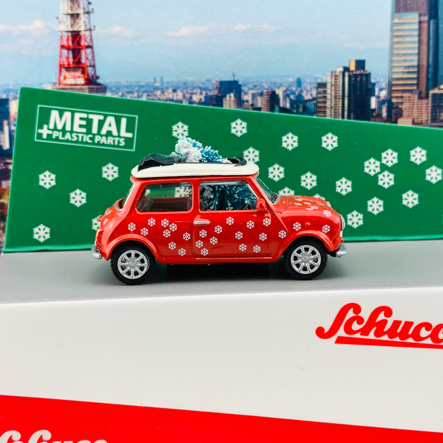 Schuco 1/64 Mini Cooper Christmas Edition (Hong Kong Limited Edition) 452019600