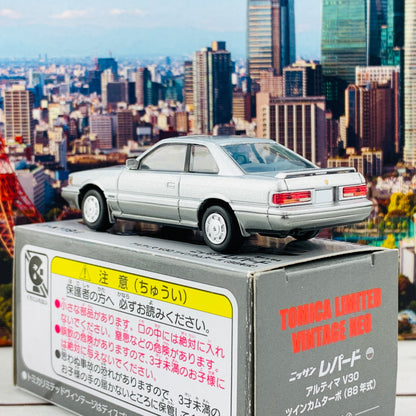 Tomica Limited Vintage Neo 1/64 Nissan Leopard Ultima Turbo LV-N119d