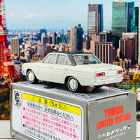 Tomytec Tomica Limited Vintage Neo 1/64 Nissan Cedric White/Black LV-37b