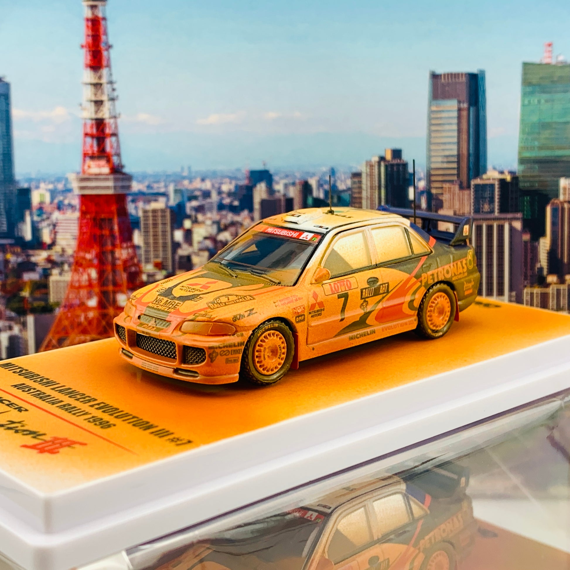 INNO64 1/64 MITSUBISHI LANCER EVOLUTION III #7 Australia Rally 1996 with Mud Effect IN64-EVO3-AU96ME