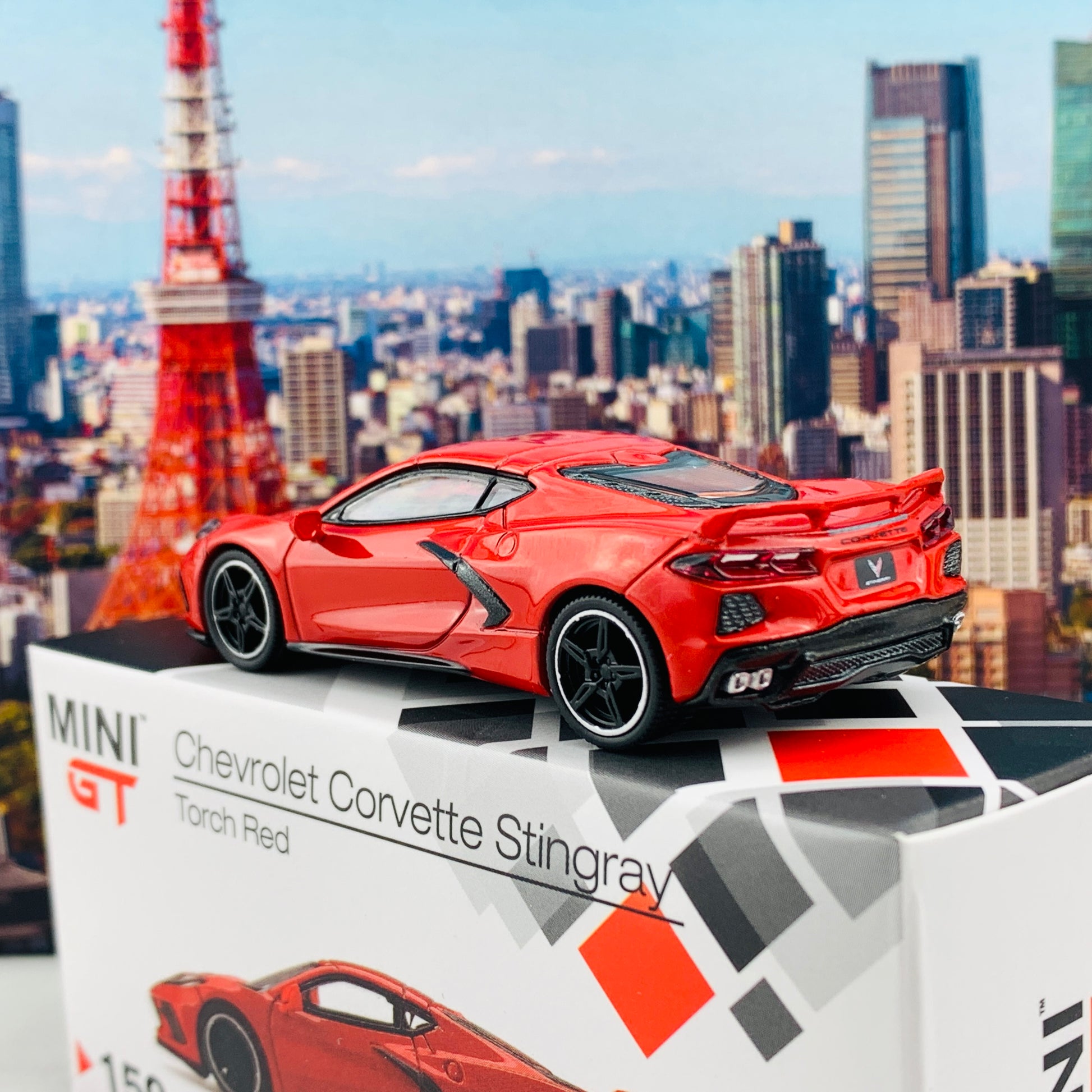 MINI GT 1/64 Chevrolet Corvette Stingray 2020  Torch Red LHD MGT00150-L