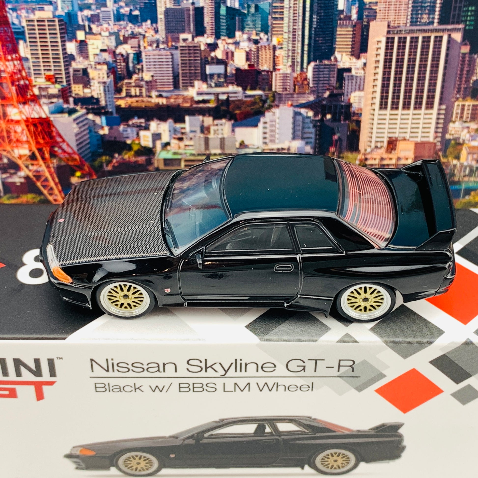 MINI GT 1/64 Nissan GTR R32  Black w/ BBS LM Wheel RHD MGT00087-R