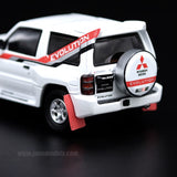 PREORDER INNO64 1/64 MITSUBISHI PAJERO EVOLUTION White With Extra Wheels IN64-EVOP-WHI  (Approx. Release Date : April 2020)