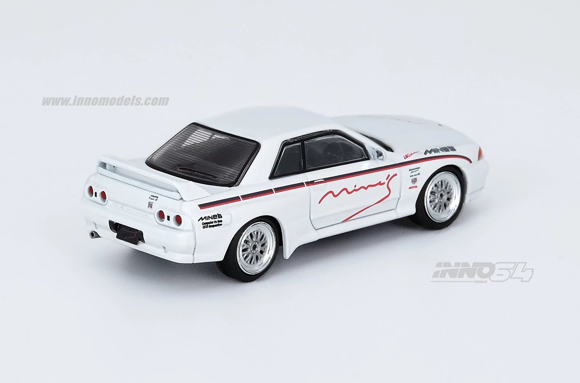 INNO64 1/64 NISSAN SKYLINE GTR R32 MINE'S IN64-R32-MIN