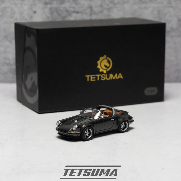 TETSUMA: PORSCHE 964 TARGA RESTOMOD v3 CRYSTAL GREY 1:64 WCC19003