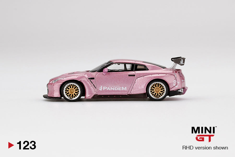 MINI GT 1/64 Pandem Nissan GTR R35 GT Wing Passion Pinks RHD