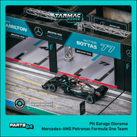 TARMAC WORKS PARTS64 1/64 Pit Garage Diorama Mercedes-AMG Petronas Formula One Team  (No model car included) T64D-001-AMG