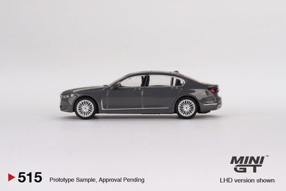MINI GT 1/64 BMW 750Li xDrive Bernina Grey Amber Effect LHD MGT00515-L