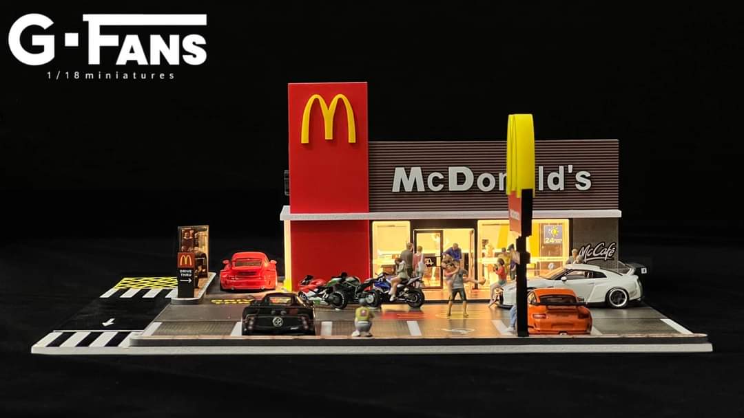 G-FANS 1/64 Diorama with LED Light McDonald's 710033