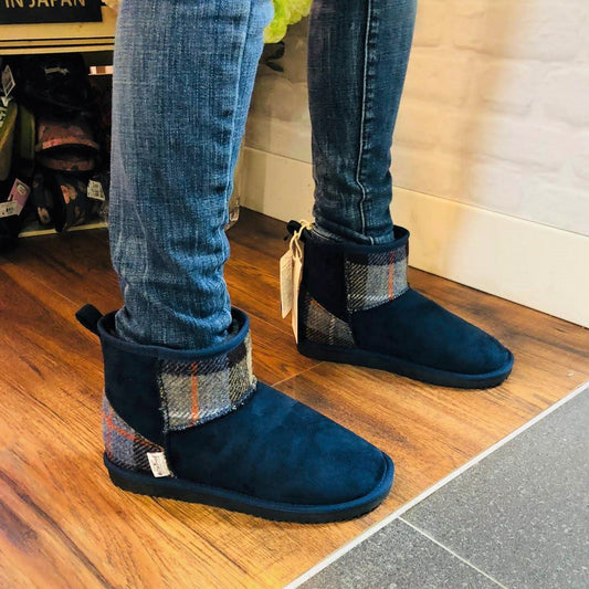 Harris Tweed Boots Navy Blue Medium