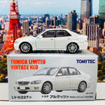 Tomytec Limited Vintage Neo 1/64 Toyota Altezza RS200 L Edition (White) LV-N227a