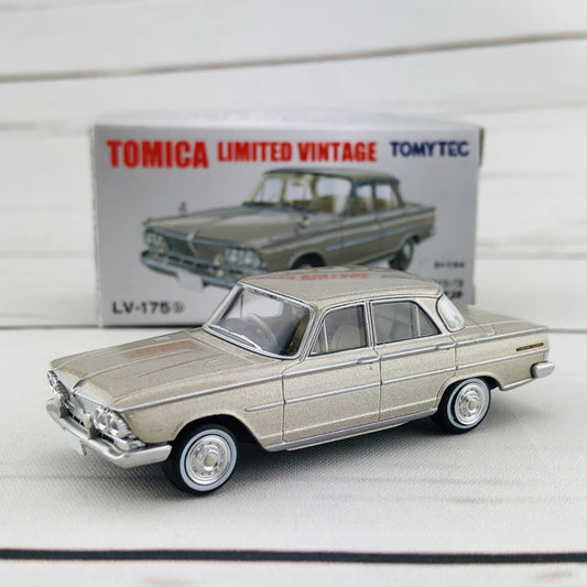 Tomica Limited Vintage 1/64 Nissan Prince Gloria (1964) LV-175b