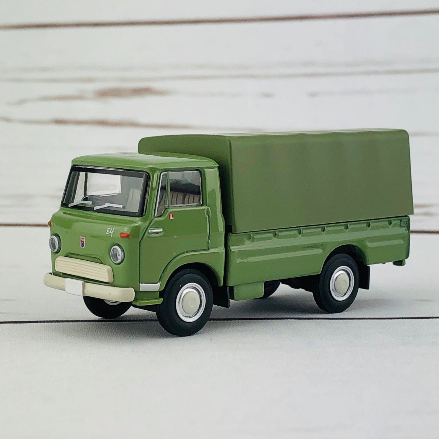 Tomica Limited Vintage Isuzu Elf GREEN LV-178a