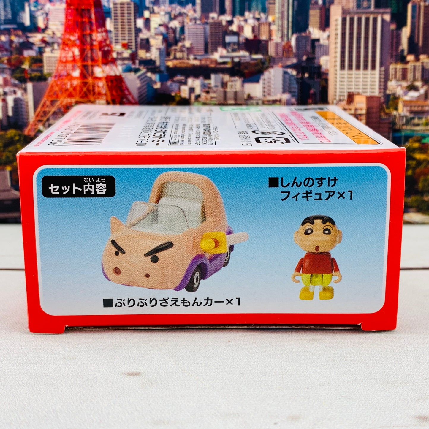 Dream TOMICA RIDE ON R06 Crayon Shinchan x Buriburizaemon Car